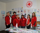 До Міжнародного дня Червоного хреста  презентували виставку дитячих малюнків